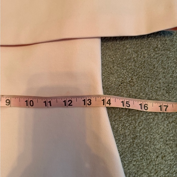 Elliatt cape shoulder dress - Picture 7 of 8